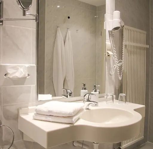 Schlossberghotel 3* Greiz